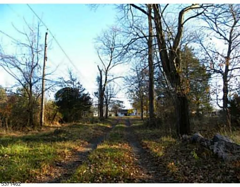 3241 Route 27 Franklin, NJ 08823
