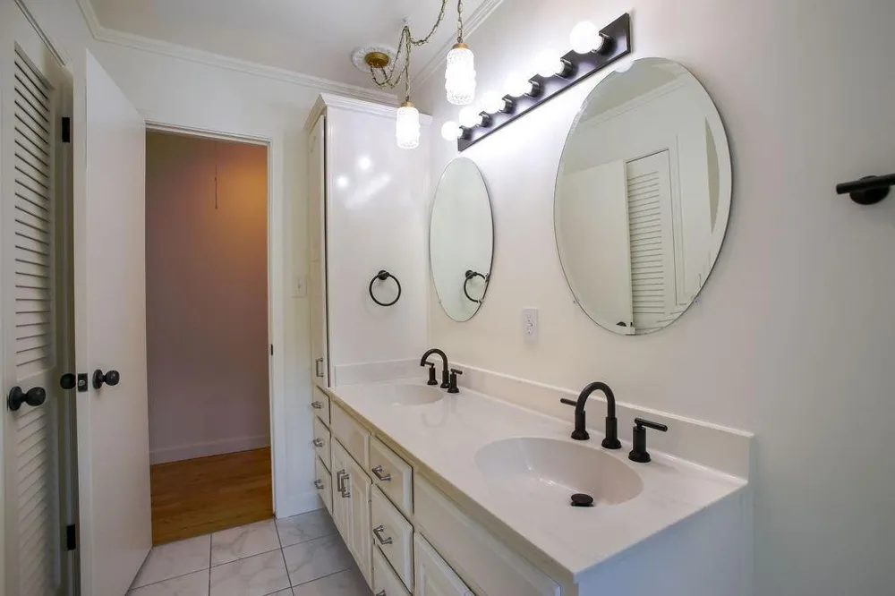 4070 Bowie Court Clarkston, GA 30021