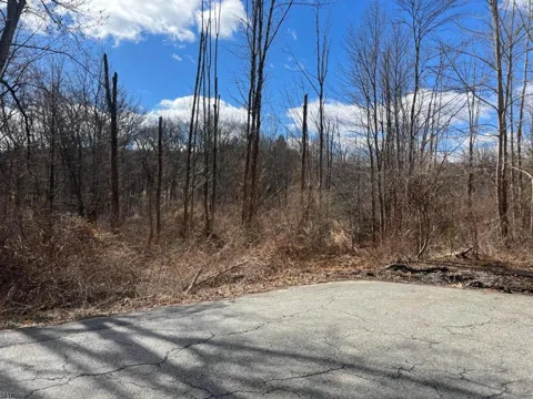 221 Old Center Grove Rd