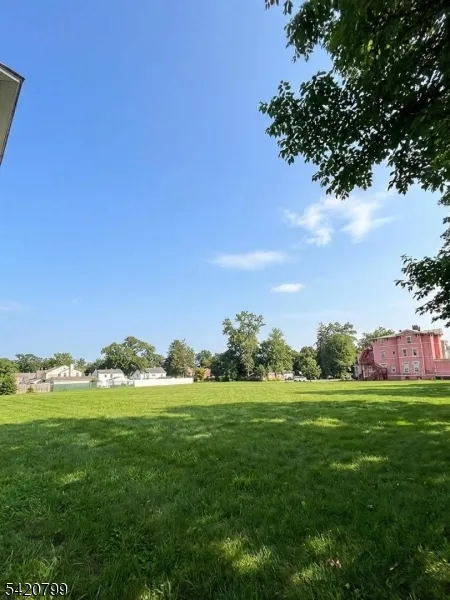 228 E 9Th St Plainfield City, NJ 07060