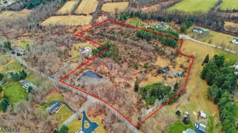 11 Springtown Rd