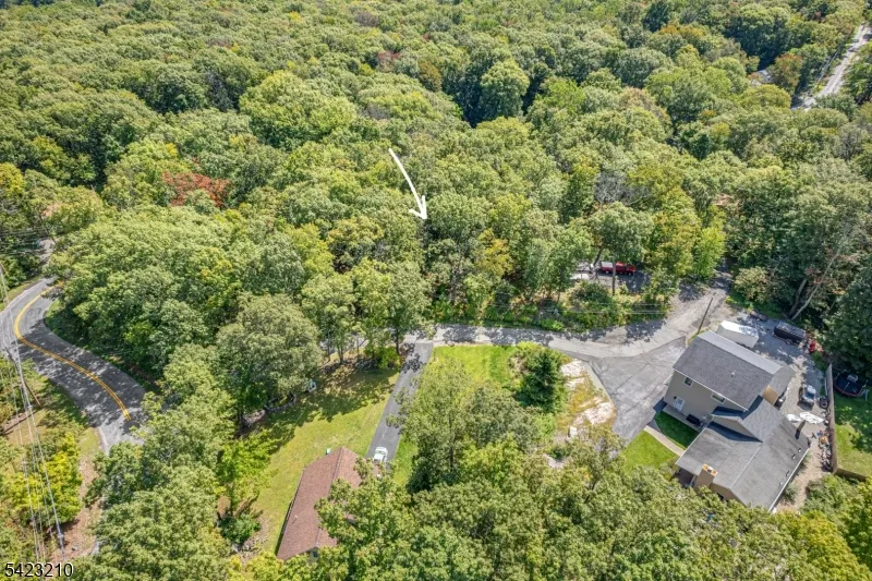 7 Splitrock Ln Vernon, NJ 07461