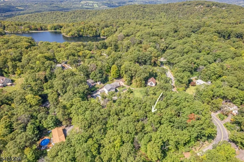 5 Splitrock Ln Vernon, NJ 07461