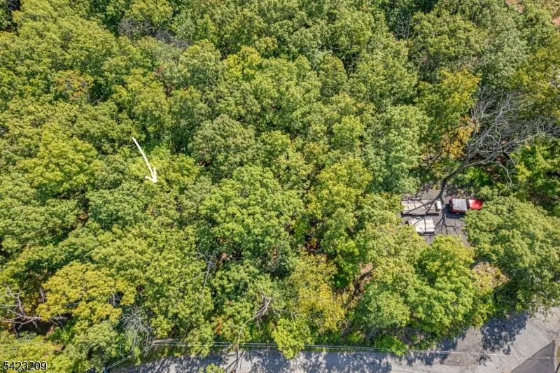 5 Splitrock Ln Vernon, NJ 07461