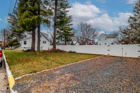 13 N River View Ave