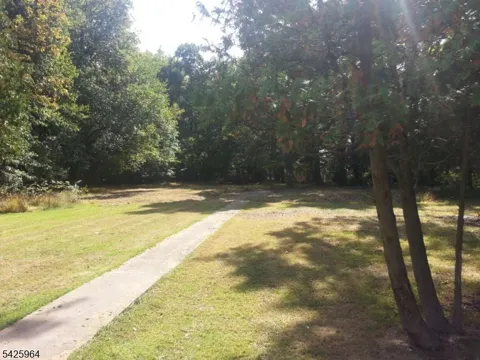 451 River Rd