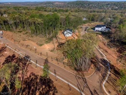 1 Juniper Pointe Trail
