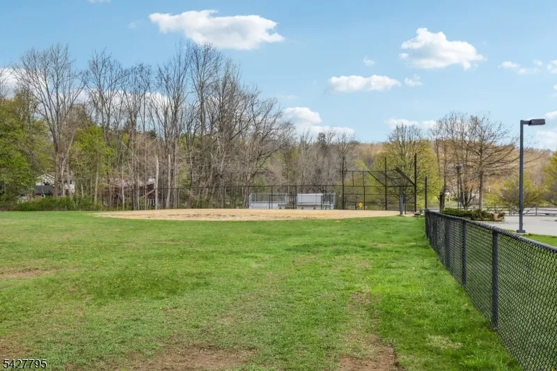 11 Alamoosook Rd Vernon, NJ 07422