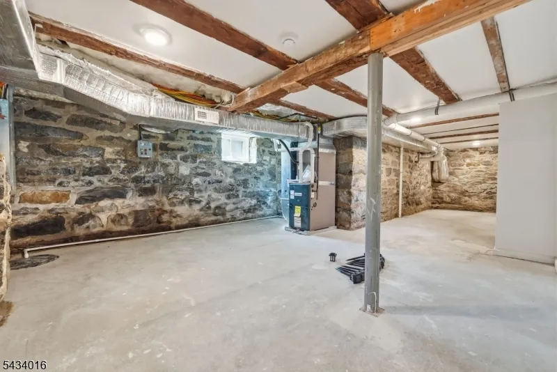525 Hope-Blairstown Rd Hope, NJ 07825