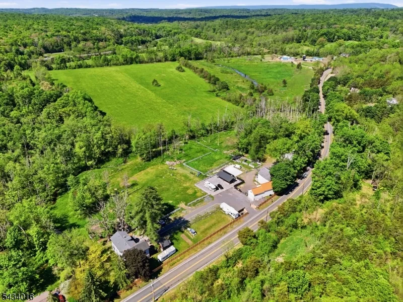 525 Hope-Blairstown Rd Hope, NJ 07825
