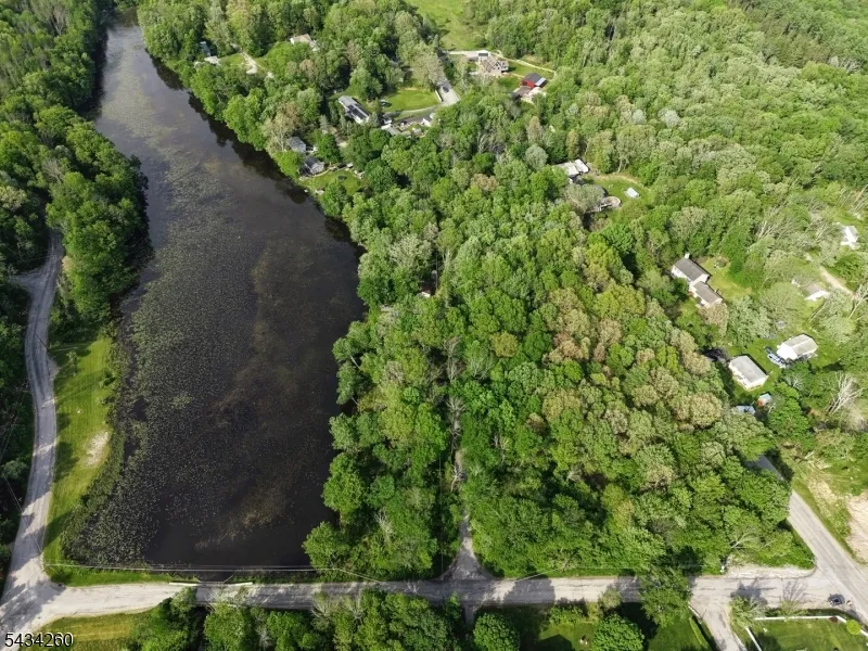 0 East Court Stillwater, NJ 07860