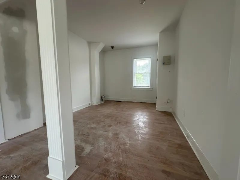 584 US Highway 46 Fairfield, NJ 07004