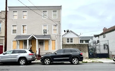 146 Pacific St