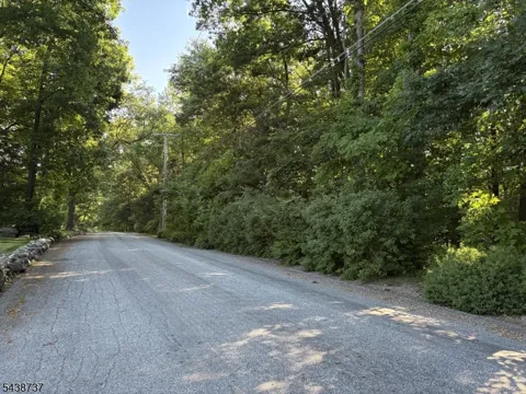 14 Up-A-Way Dr