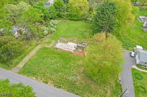 10 Concord Rd