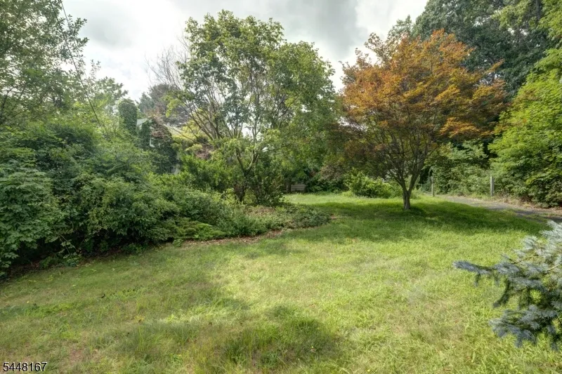 52 Cottrell Rd Old Bridge, NJ 07747