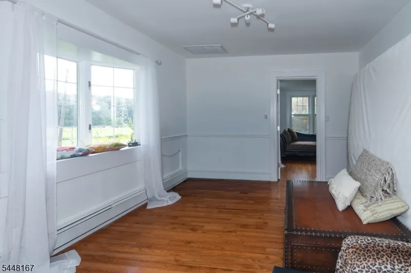 52 Cottrell Rd Old Bridge, NJ 07747