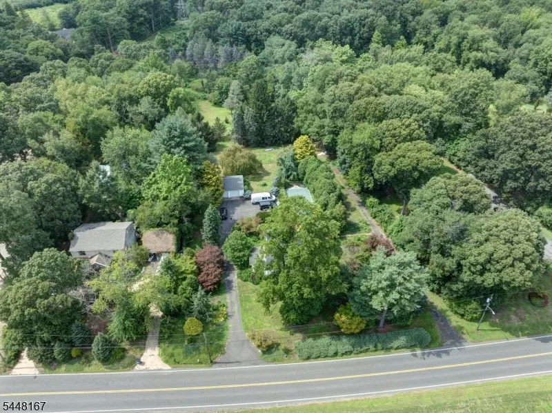 52 Cottrell Rd Old Bridge, NJ 07747