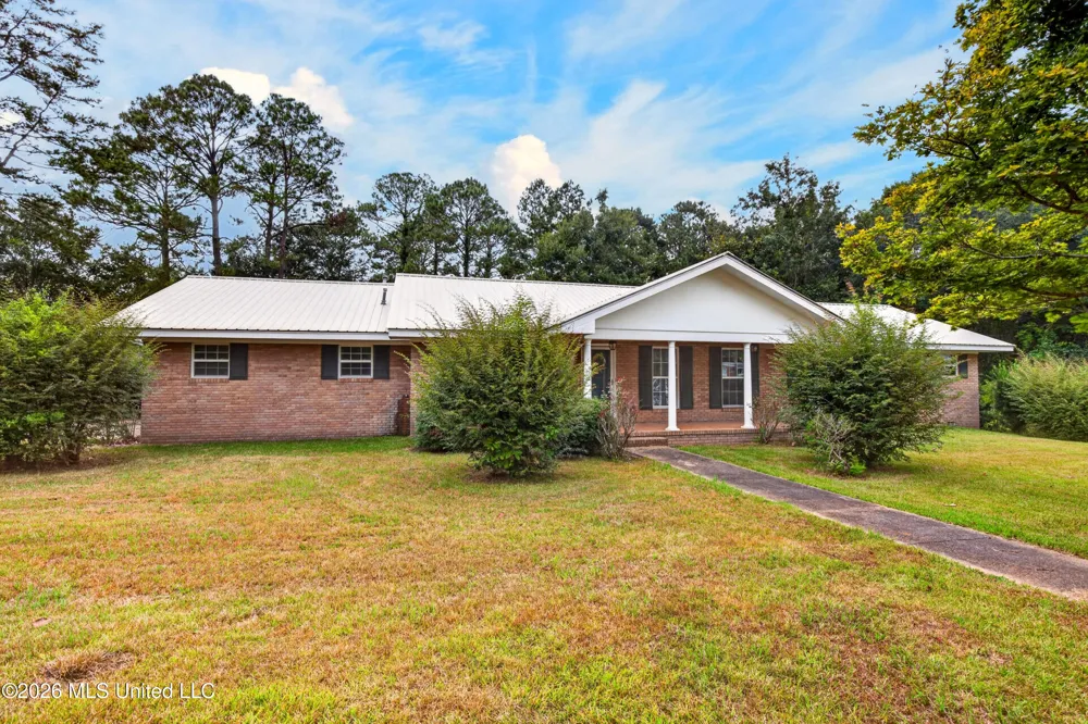 140 Holleman Street Wiggins, MS 39577