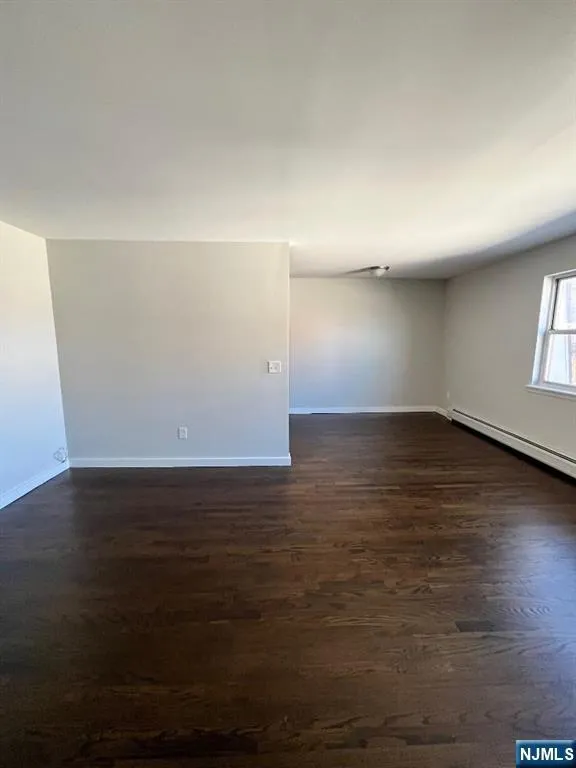 161 18th 4C Union City, NJ 07087