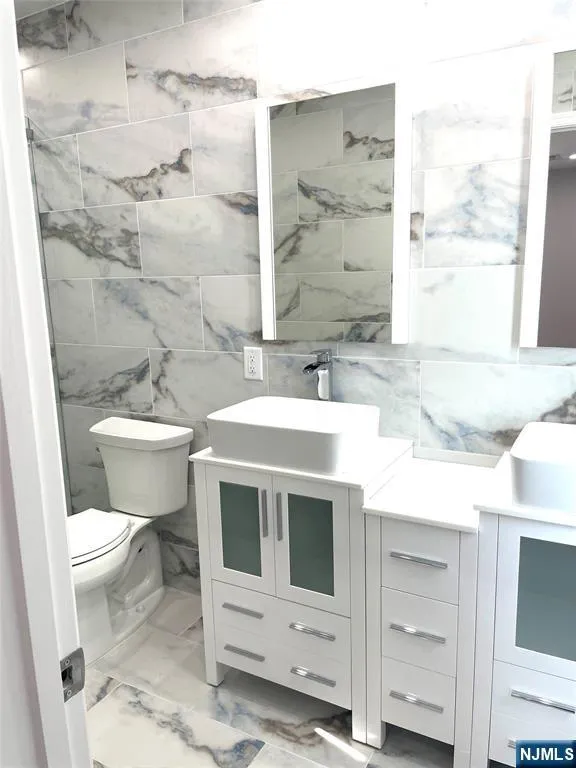 761B 4th Street Secaucus, NJ 07094