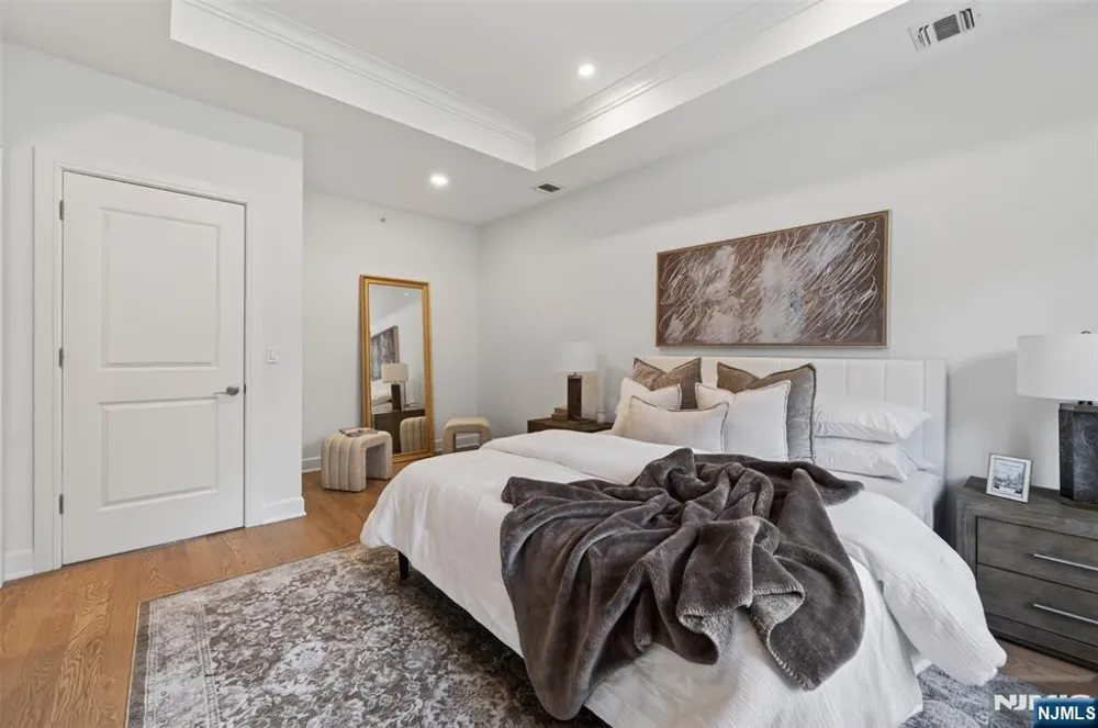 15 Gabriel Court 15 Paramus, NJ 07652