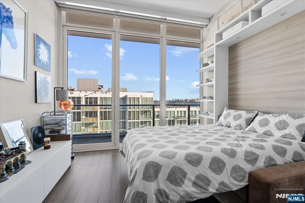 1200 Avenue Port Imp 705 Weehawken, NJ 07086