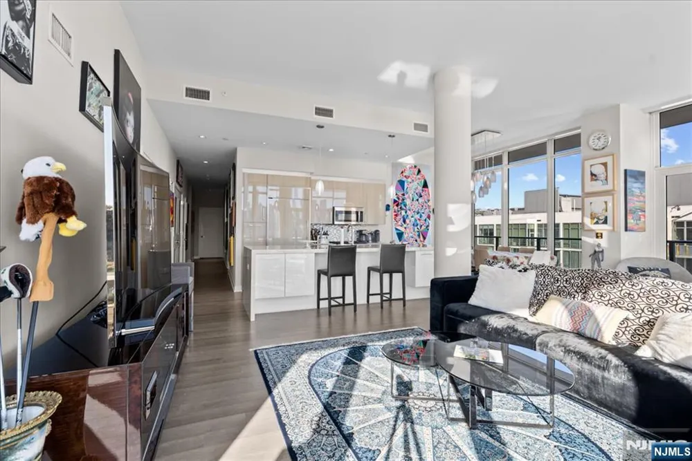 1200 Avenue Port Imp 705 Weehawken, NJ 07086