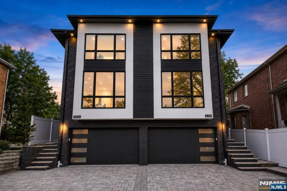 230 8th Street B Palisades Park, NJ 07650