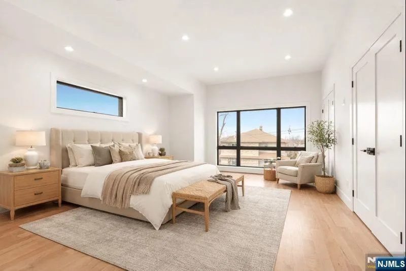 230 8th Street B Palisades Park, NJ 07650