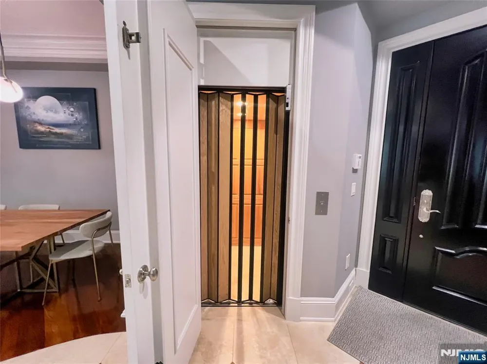 114 Bellaire Drive Demarest, NJ 07627