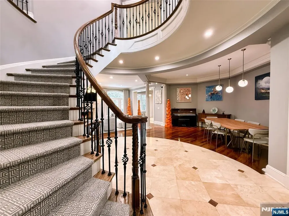 114 Bellaire Drive Demarest, NJ 07627
