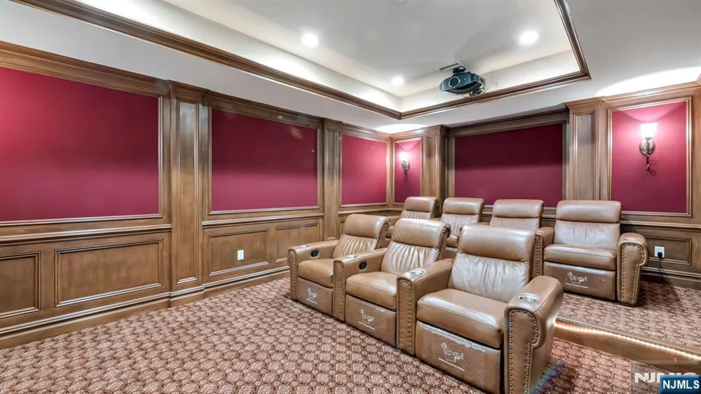 114 Bellaire Drive Demarest, NJ 07627