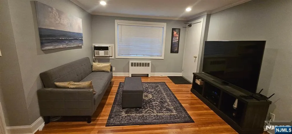287 Hackensack Street Wood Ridge, NJ 07075