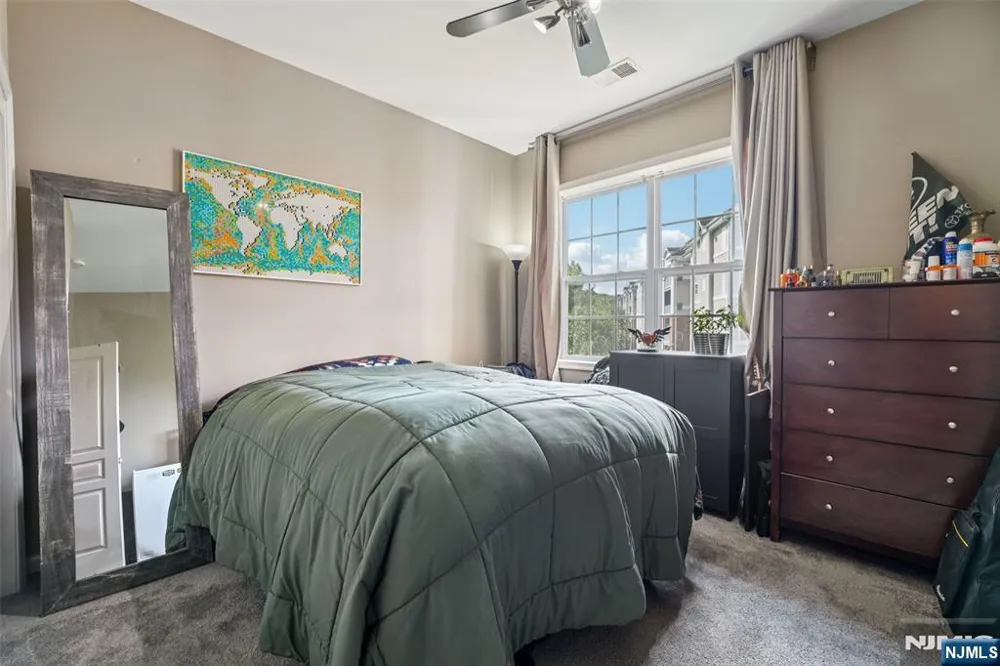 2217 Warrens Way Wanaque, NJ 07465
