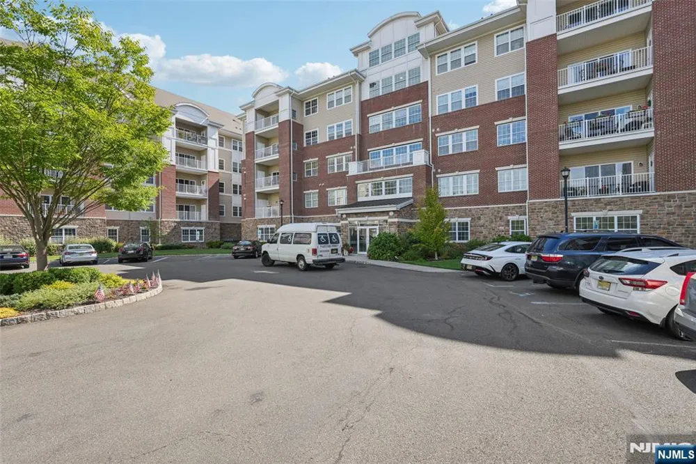 2217 Warrens Way Wanaque, NJ 07465