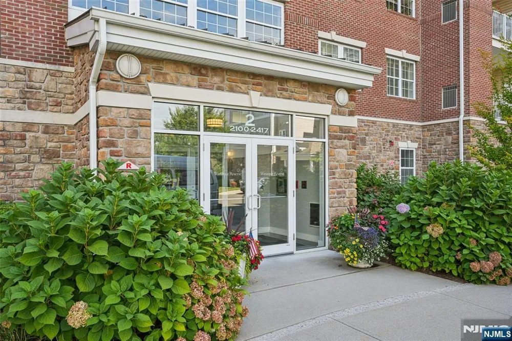 2217 Warrens Way Wanaque, NJ 07465