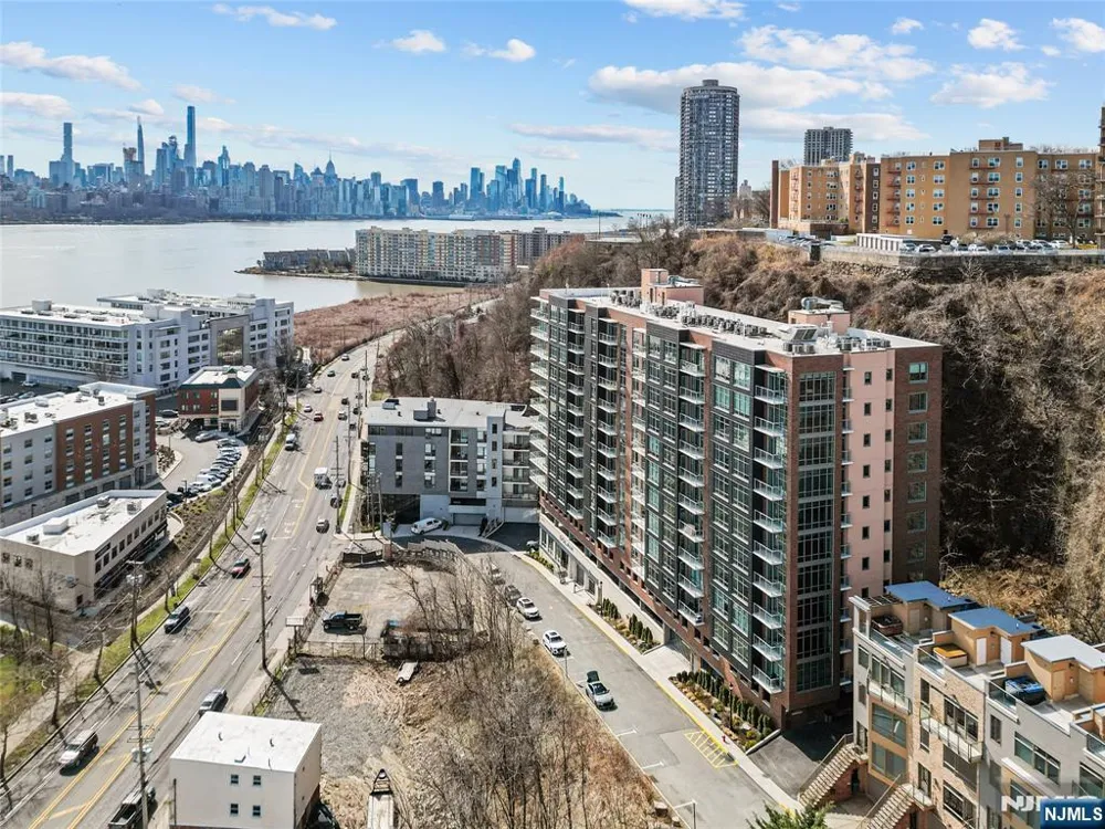 8701 Churchill Road PH1501 North Bergen, NJ 07047