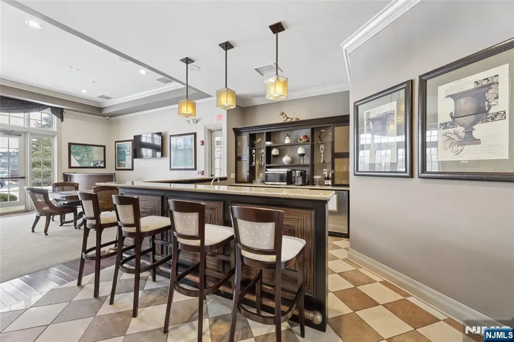 1314 The Plaza Tenafly, NJ 07670