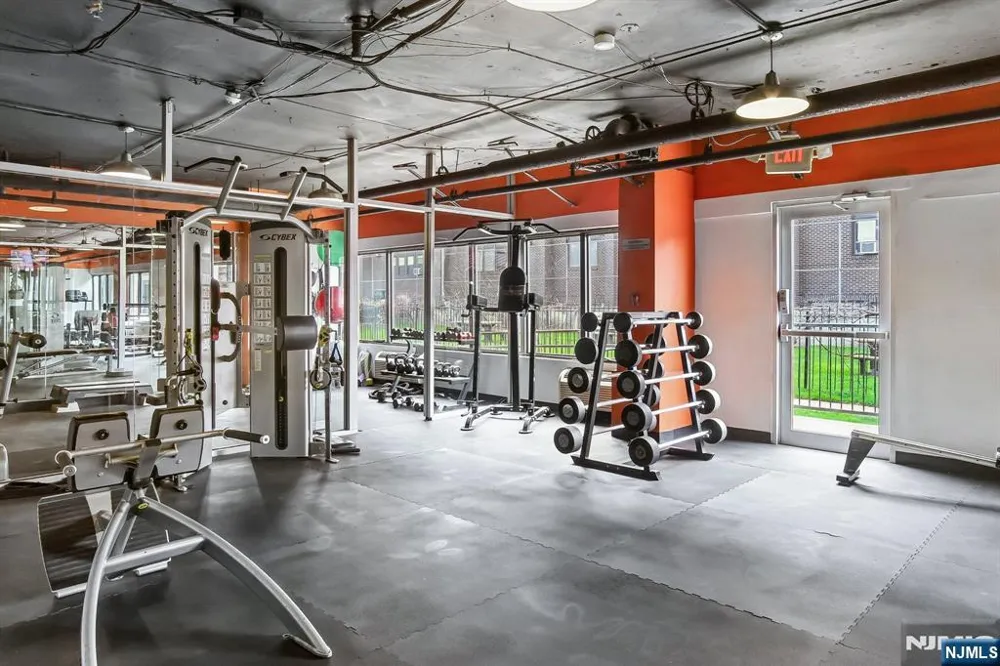500 Central Avenue 1617 Union City, NJ 07087