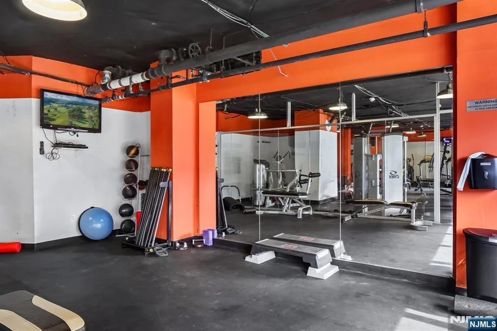 500 Central Avenue 1617 Union City, NJ 07087