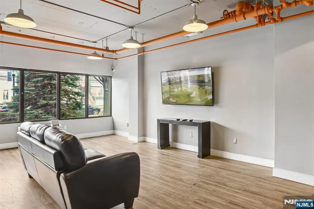 500 Central Avenue 1617 Union City, NJ 07087