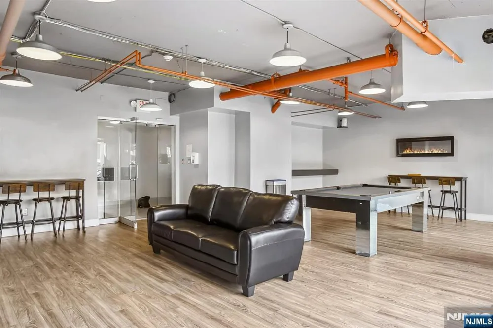 500 Central Avenue 1617 Union City, NJ 07087