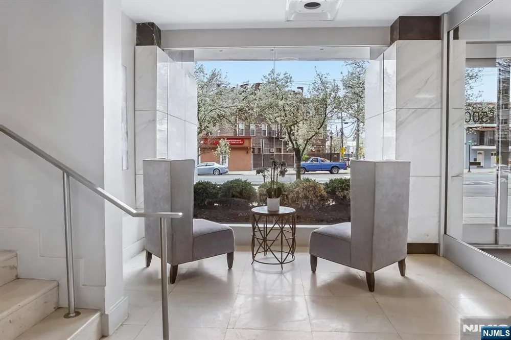 500 Central Avenue 1617 Union City, NJ 07087