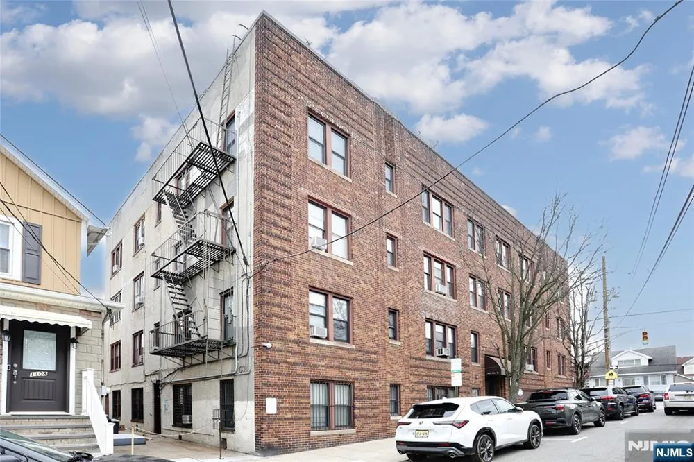 1100 83rd C3 North Bergen, NJ 07047