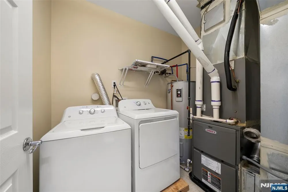 3 Holly Lane Garfield, NJ 07026