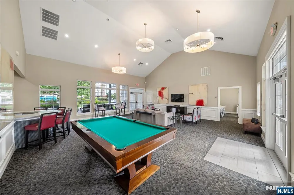 3 Holly Lane Garfield, NJ 07026