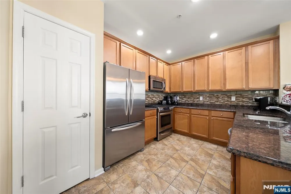 3 Holly Lane Garfield, NJ 07026