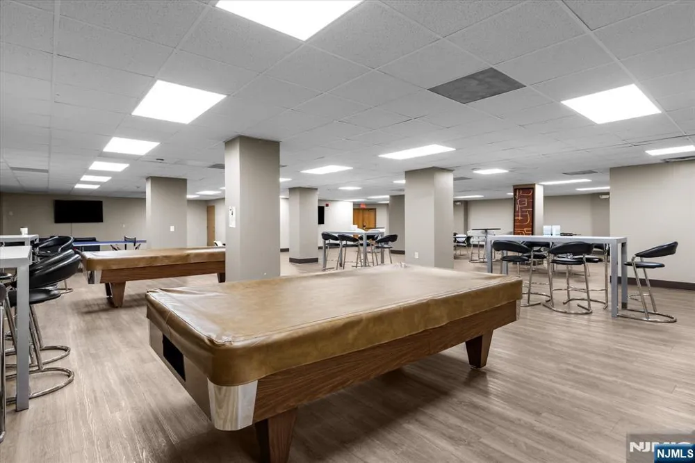 1705 Harmon Cove Tower Secaucus, NJ 07094