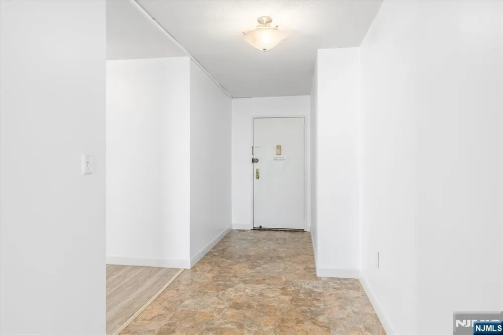 1705 Harmon Cove Tower Secaucus, NJ 07094